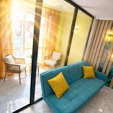 Mercado Parking&apartments Apartman Alicante