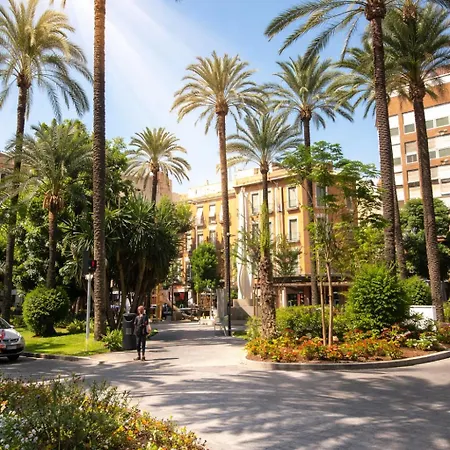 Mercado Parking&apartments *